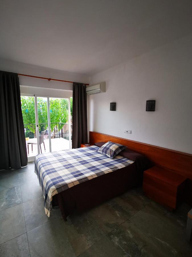Hostal Villa Cati Peguera Exteriér fotografie